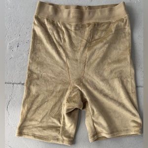 Skims Velvet Boxer